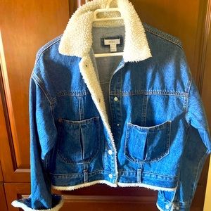 Forever 21 Faux Lambs Wool  Lined Jean Jacket S
